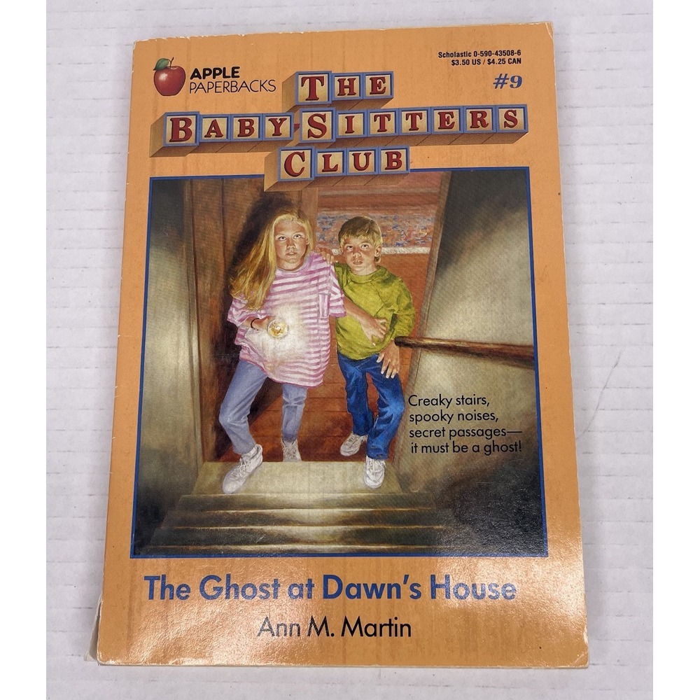 BABYSITTERS CLUB The Ghost At Dawns House #9 (Ann M. Martin, 1988)